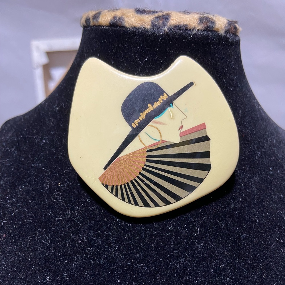 Vintage Art Deco Ceramic Brooch Lady in Hat
